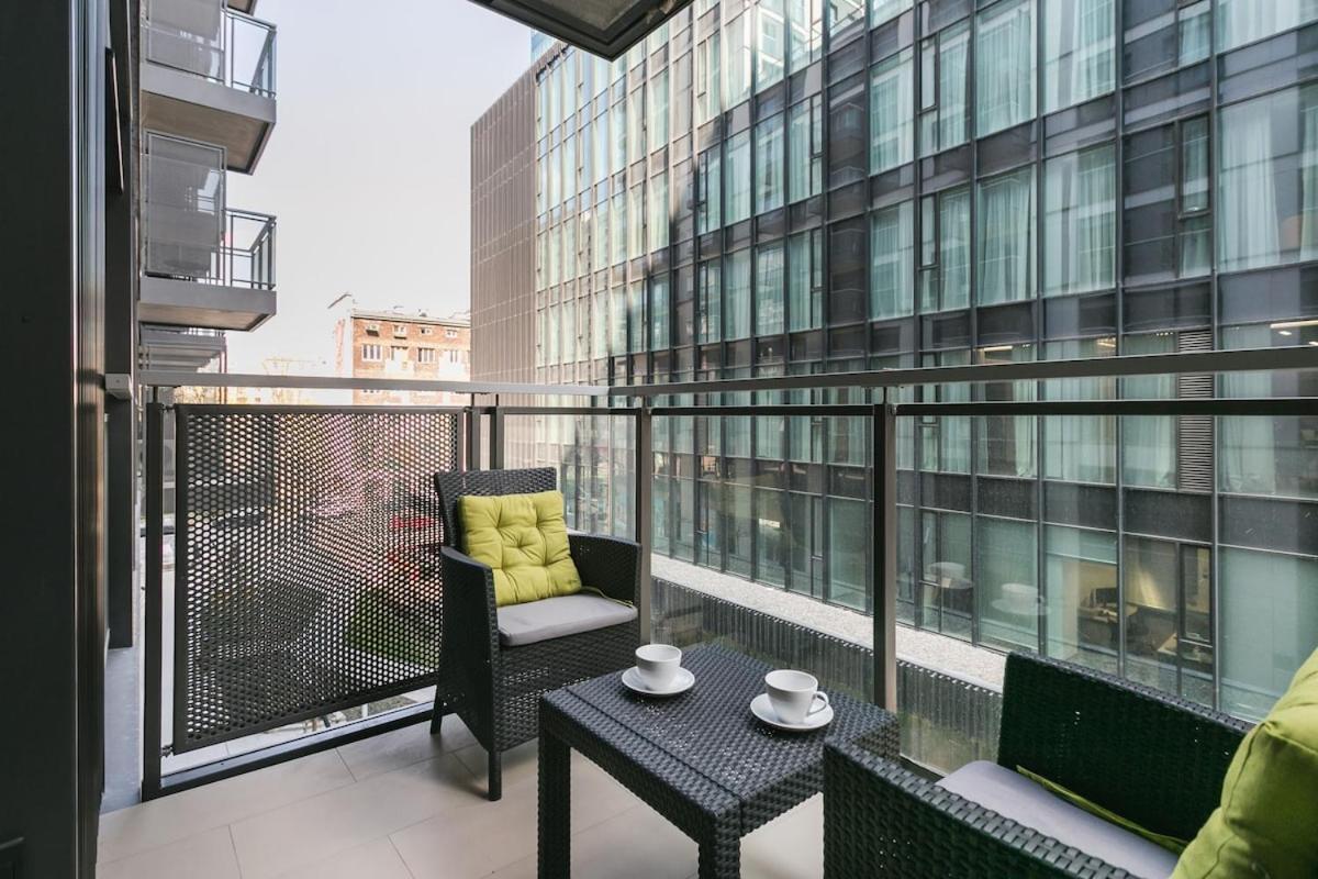 Urban Chic - Mennica - One Bedroom -citycenter&140 Apartment