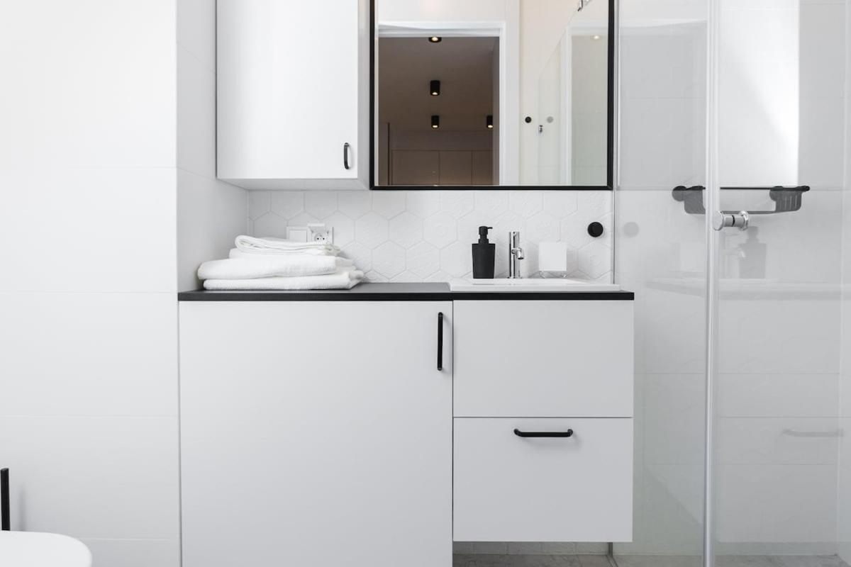 Butas Urban Chic - Mennica - One Bedroom -citycenter&140